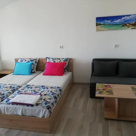 студио ралица Ahtopol